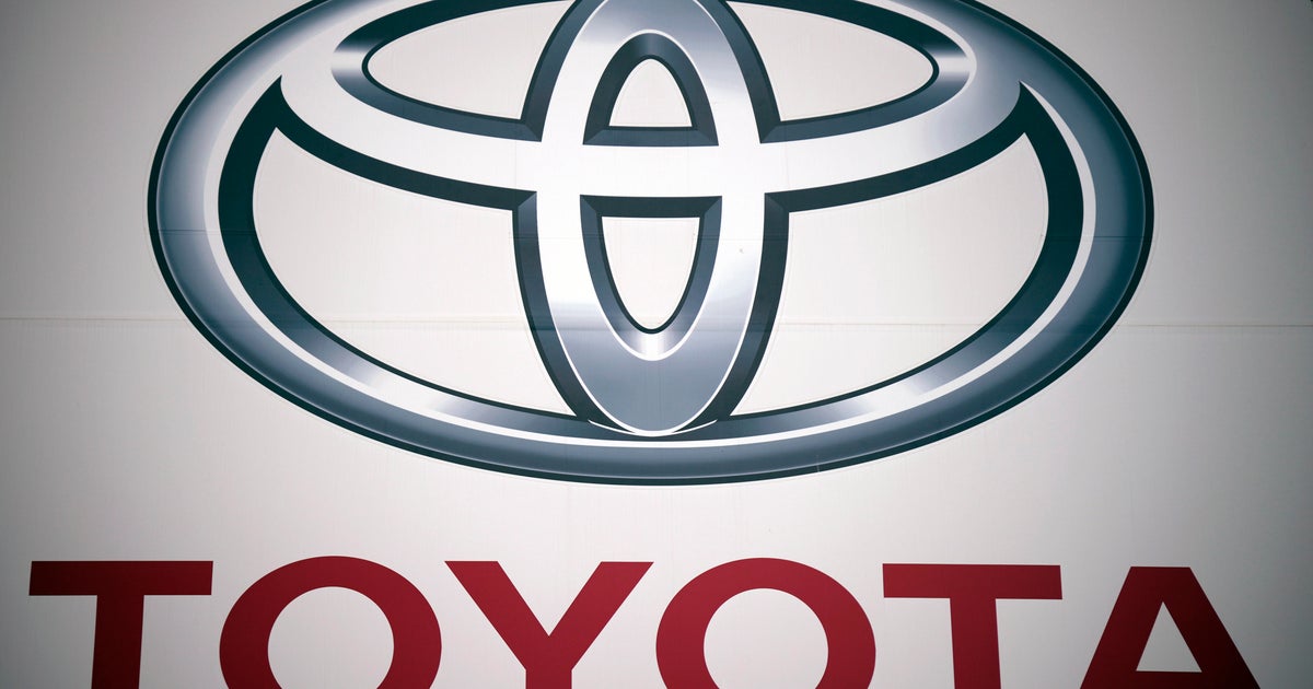 Toyota menarik kembali satu juta kendaraan Toyota dan Lexus karena kemungkinan airbag tidak mengembang dengan benar Toyota menarik kembali satu juta kendaraan Toyota dan Lexus karena kemungkinan airbag tidak mengembang dengan benar