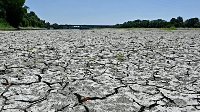 0715-cbsn-italydrought-ftr-1128626-640x360.jpg 