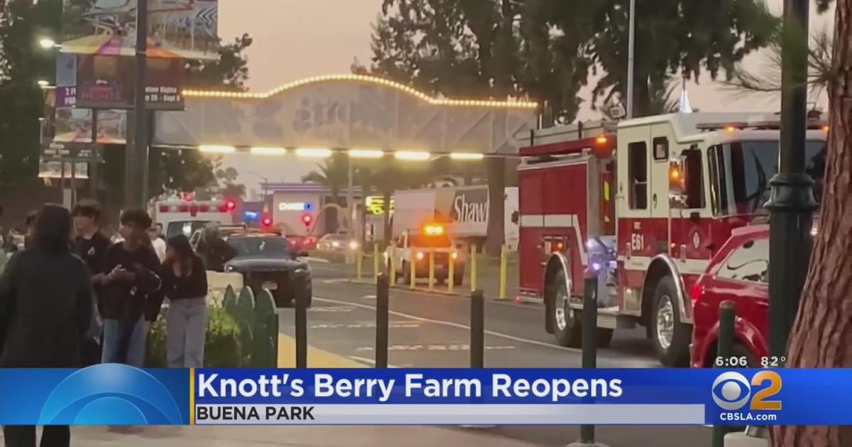 Knott's Berry Farm reopens after closing early due to fights CBS Los