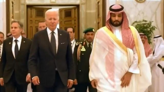 cbsn-fusion-biden-returns-to-us-following-trip-to-meet-leaders-in-the-middle-east-thumbnail-1134652-640x360.jpg 