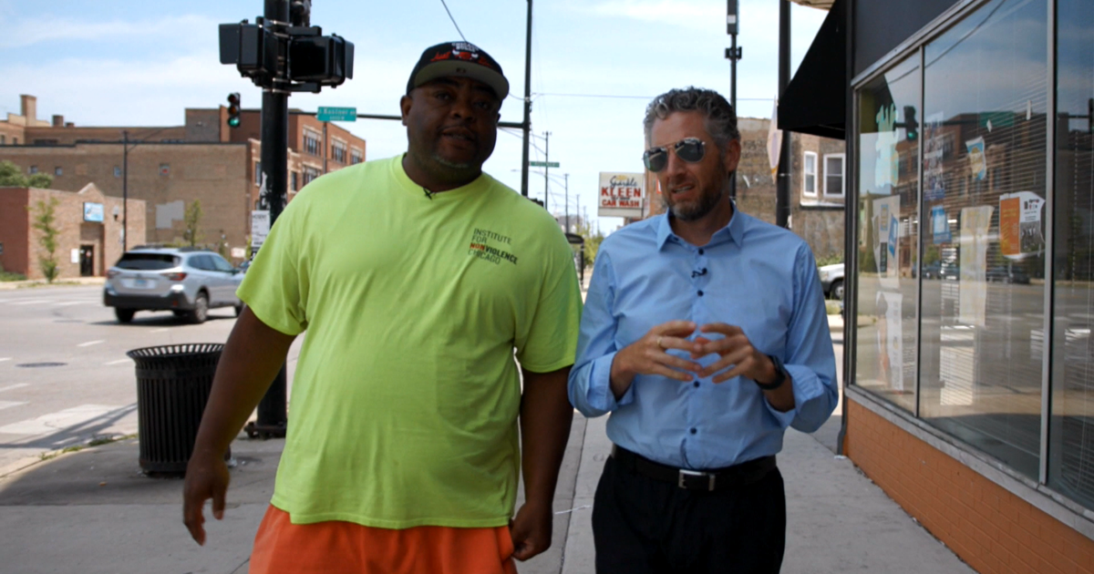 Searching for solutions to gun violence: Victim advocates represent the change they want to see in West Garfield Park - Vimarsana News