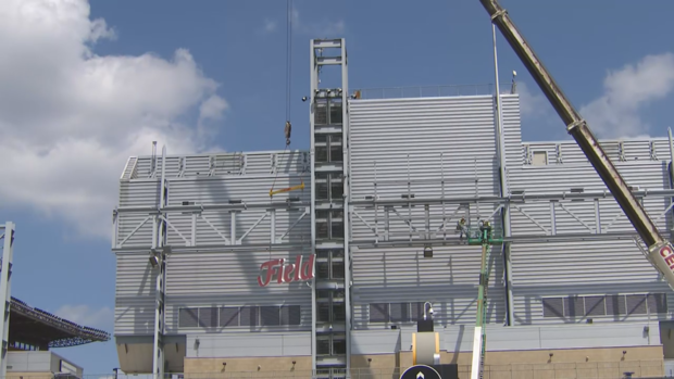 heinz-field-sign-down-3.png 