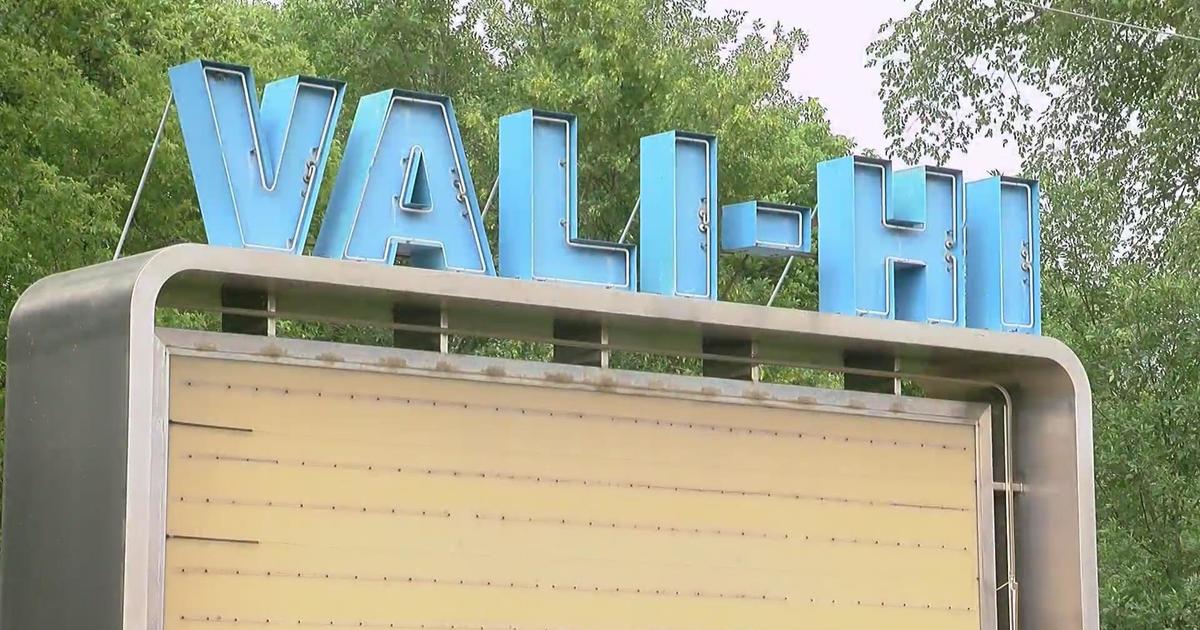 Drivein fans worry about future of ValiHi in Lake Elmo CBS Minnesota