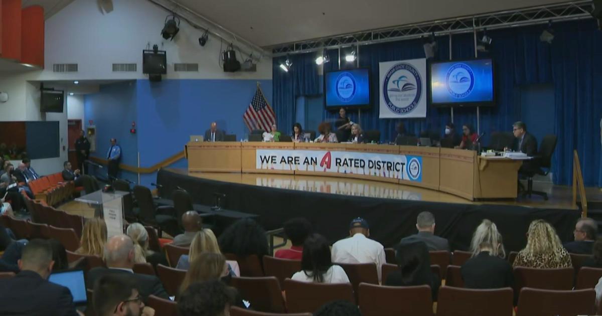 Miami-Dade Public School Board holds special session on district’s compliance relative to state’s sex-ed requirements