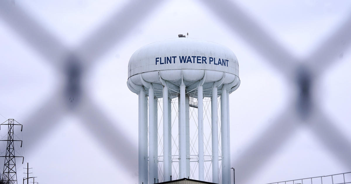 Judge gives final approval of $600 million Flint water settlement