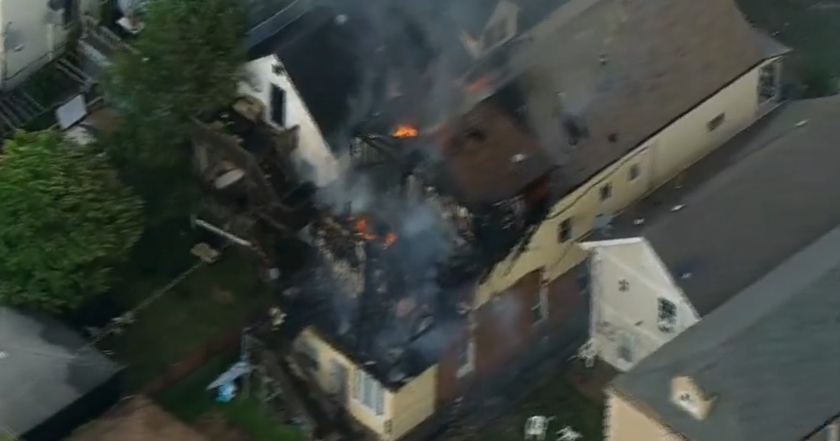 Fire rips through residential building in Avondale CBS Chicago