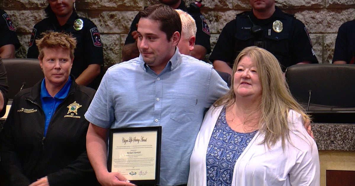 Hardware store manager honored for saving customer's life - Vimarsana News