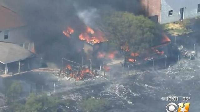 balch-springs-texas-grass-fire-072522.jpg 