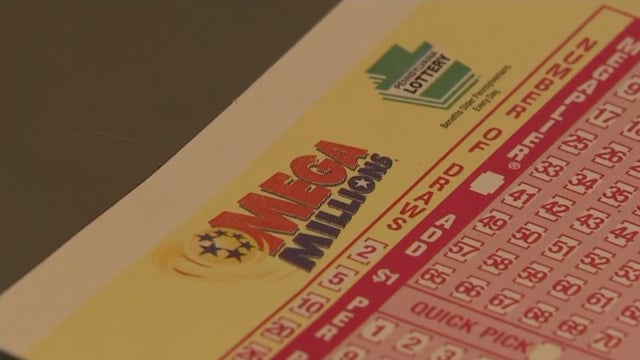 16VO_JP_MEGA-MILLIONS-LOTTERY_frame_37.jpg 