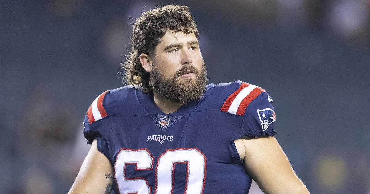David Andrews will use time on PUP to mentor Patriots' young offensive  linemen - CBS Boston