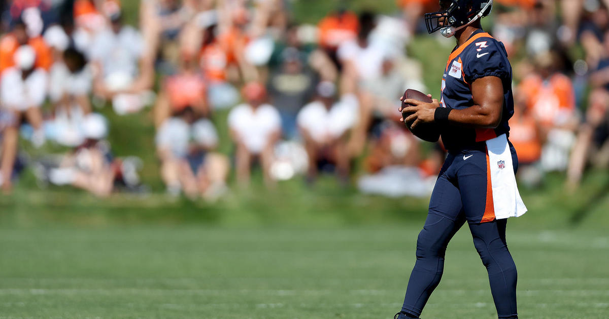 Russell Wilson's first Denver Broncos Training Camp practice