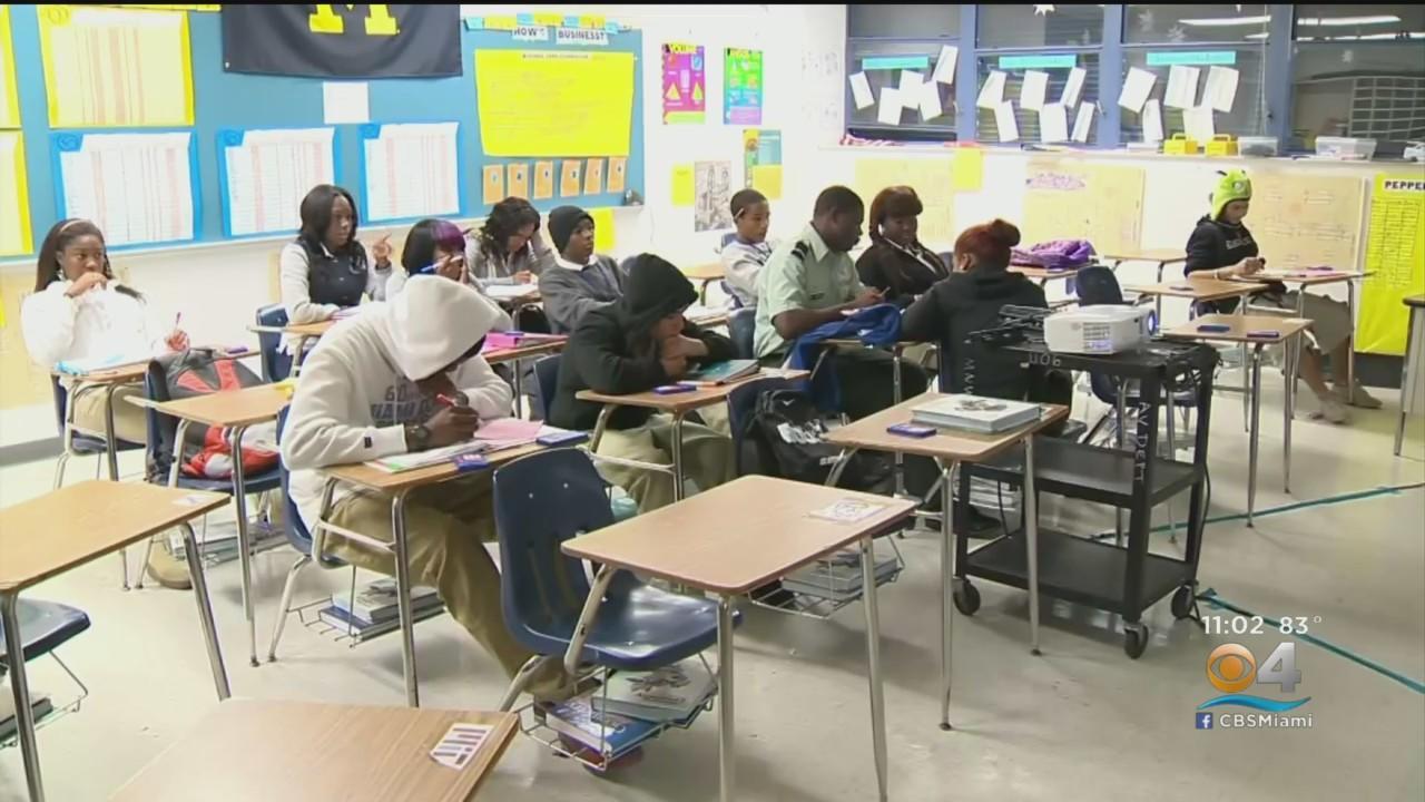 Teacher Student Brazzers - Miami-Dade School Board to allow sex-ed textbooks - CBS Miami