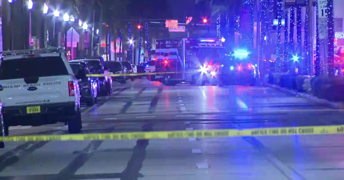 Miami Beach PD investigating Washington Avenue shooting