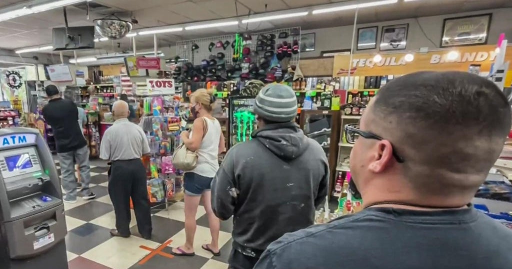 Mega Millions fever draws crowds to lucky San Jose liquor store CBS