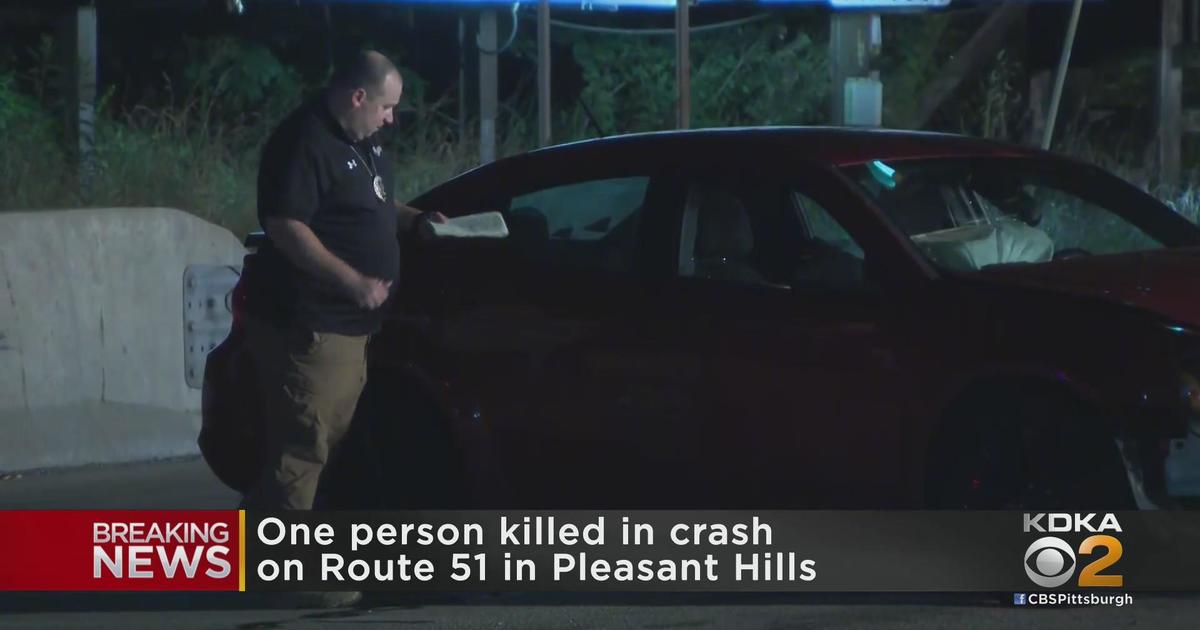 1 dead in Pleasant Hills crash