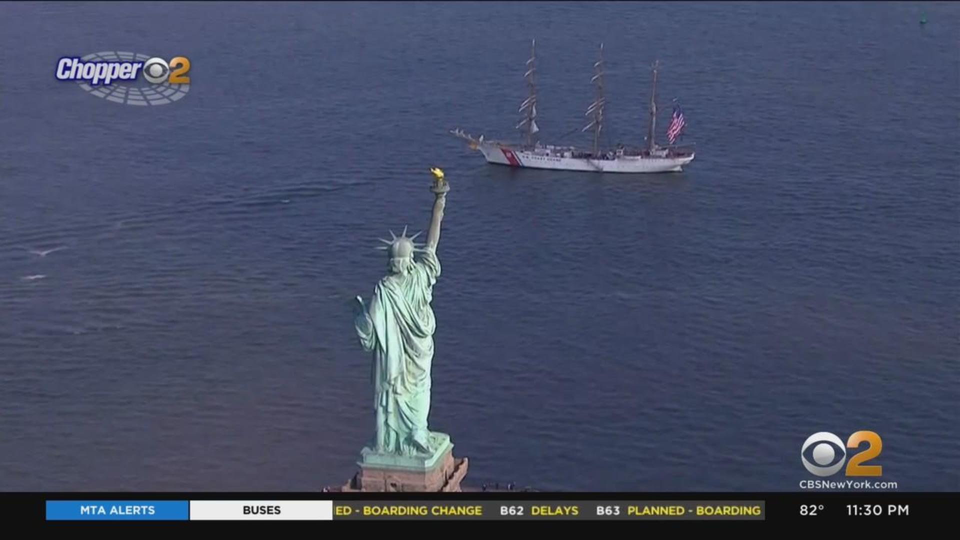 Statue Of Liberty, new york, new york giants, new york yankees, new york  knicks, HD phone wallpaper