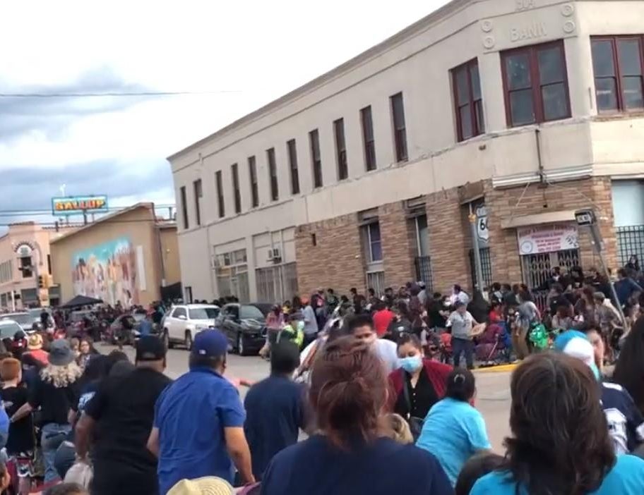 SUV drives into parade in New Mexico, injures several people including