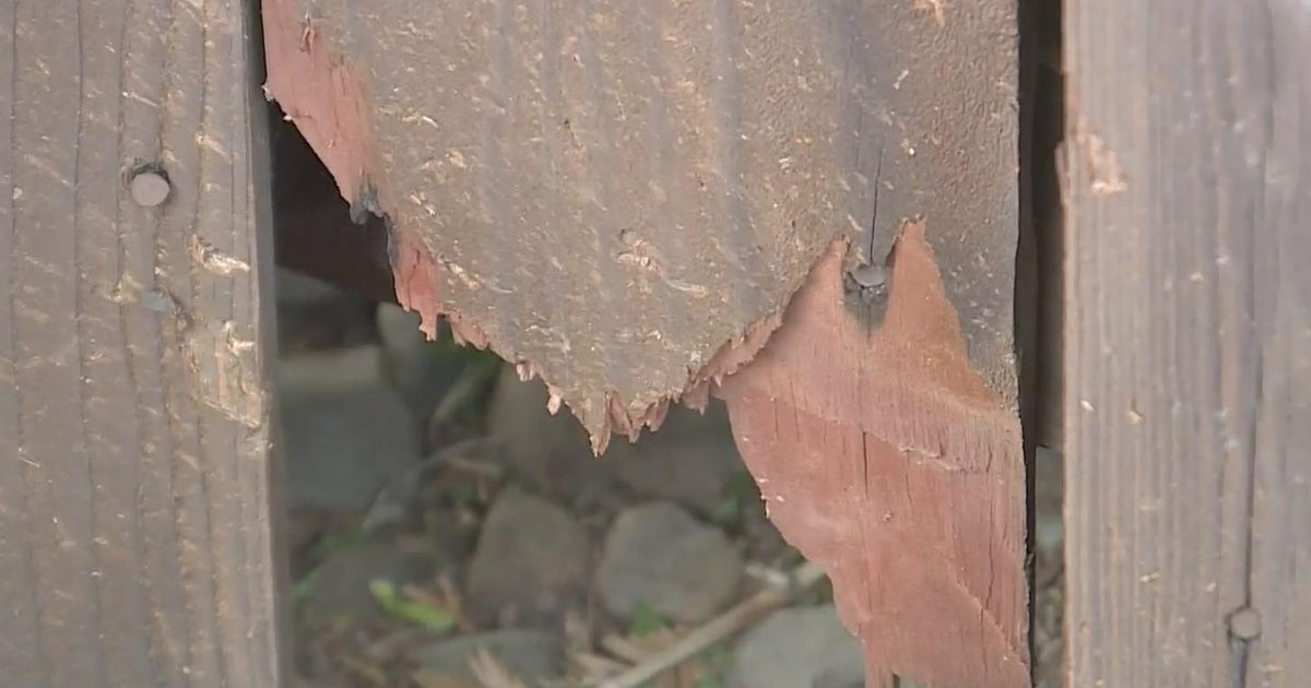 Sacramento Police make announcement about explosions heard in Land Park