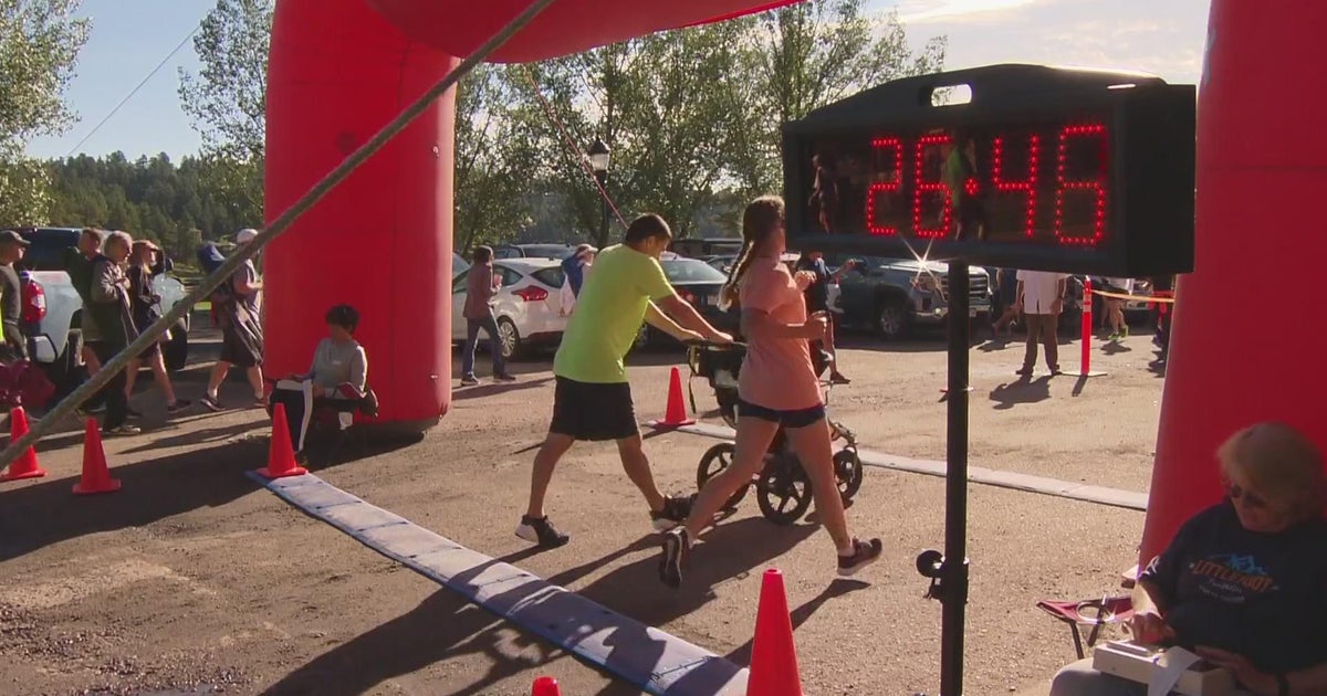 Road race to benefit Alpine Rescue Team draws hundreds in Evergreen