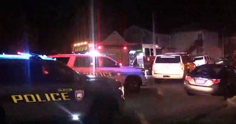 Grandfather and two of his grandchildren among 4 dead in Texas golf cart crash "Like a bad