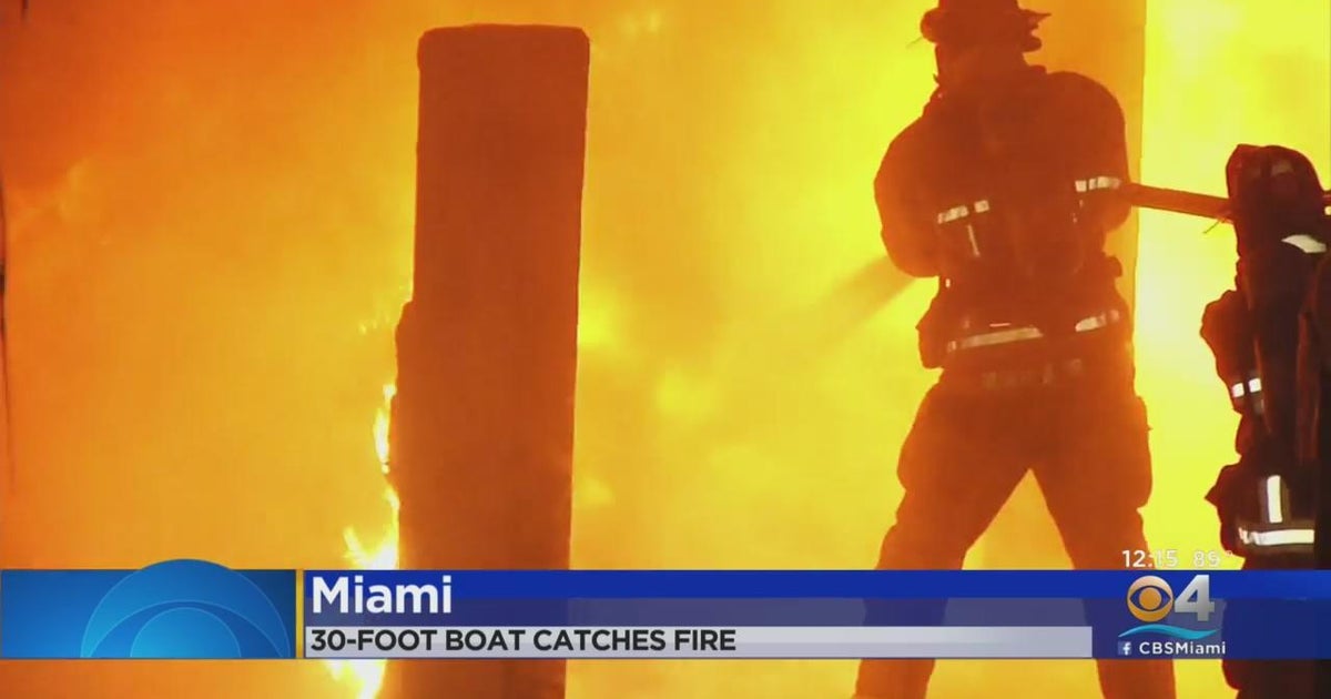 Boat fire on the Miami River