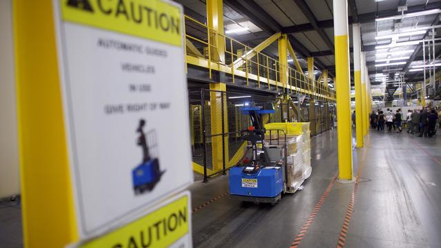 Amazon Hosts Jobs Day Across US To Hire 50,000 For Its Fulfillment Centers 