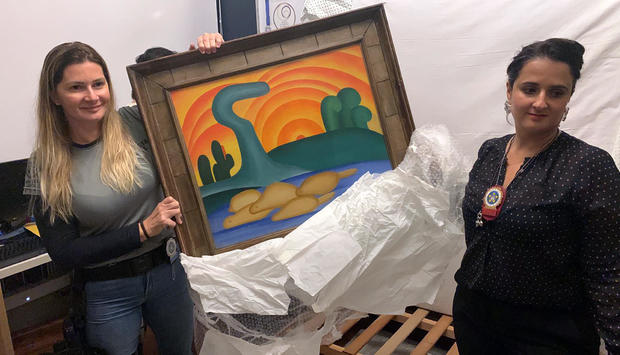 Police say a woman stole 9 million worth artwork from her mother using a “psychic”