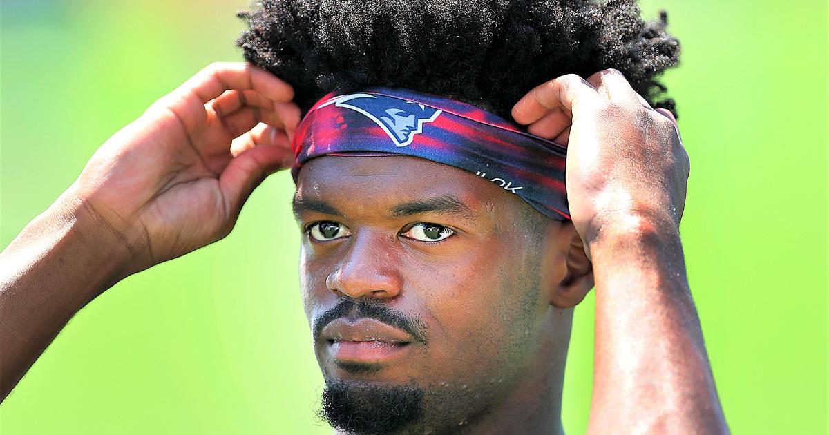 Tyquan Thornton takes over Julian Edelman's No. 11 with Patriots