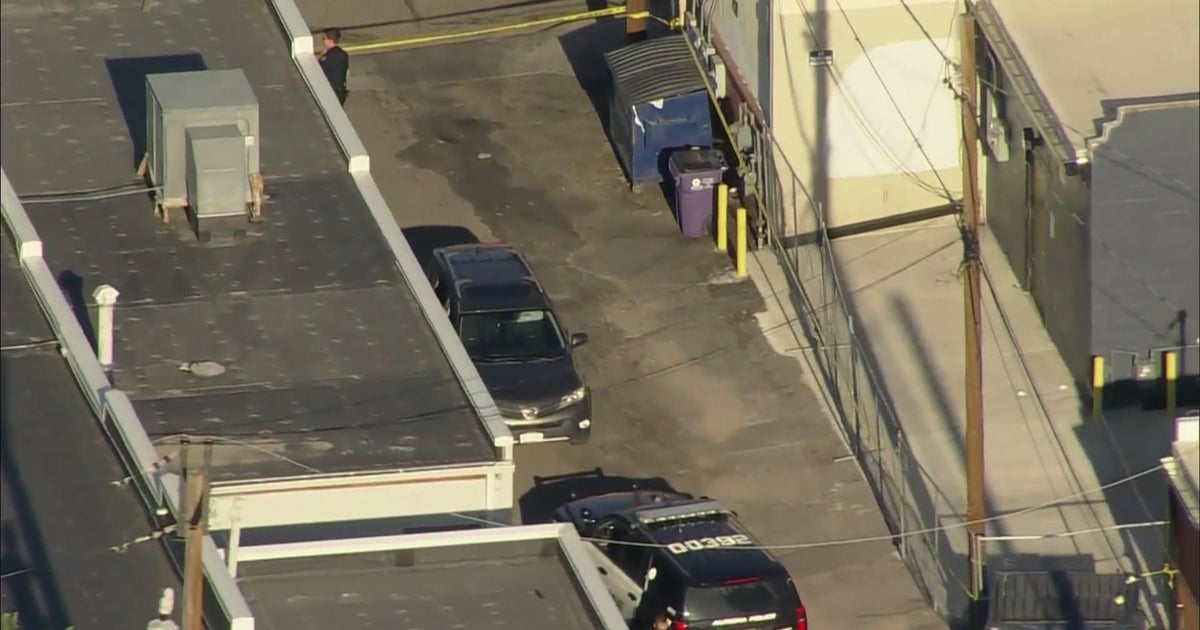 Aurora police search for suspect after car stolen with 15-month-old ...