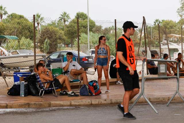 One dead, dozens injured as powerful winds collapse parts of music festival  stage in Spain - CBS News