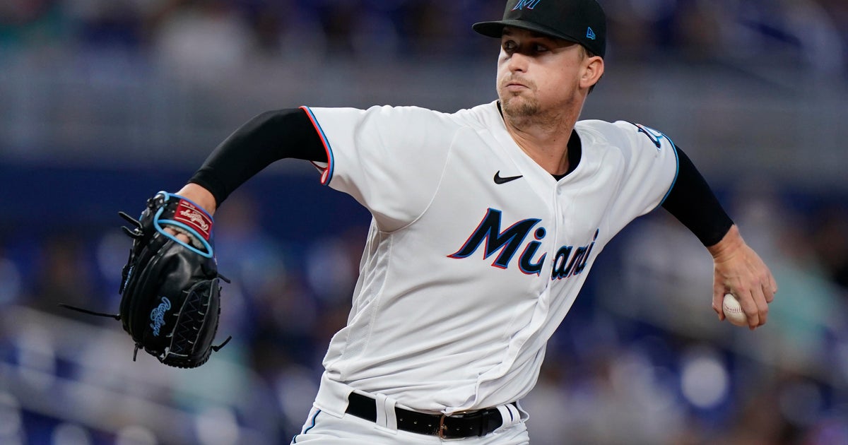 Braves rally for sweep of Marlins