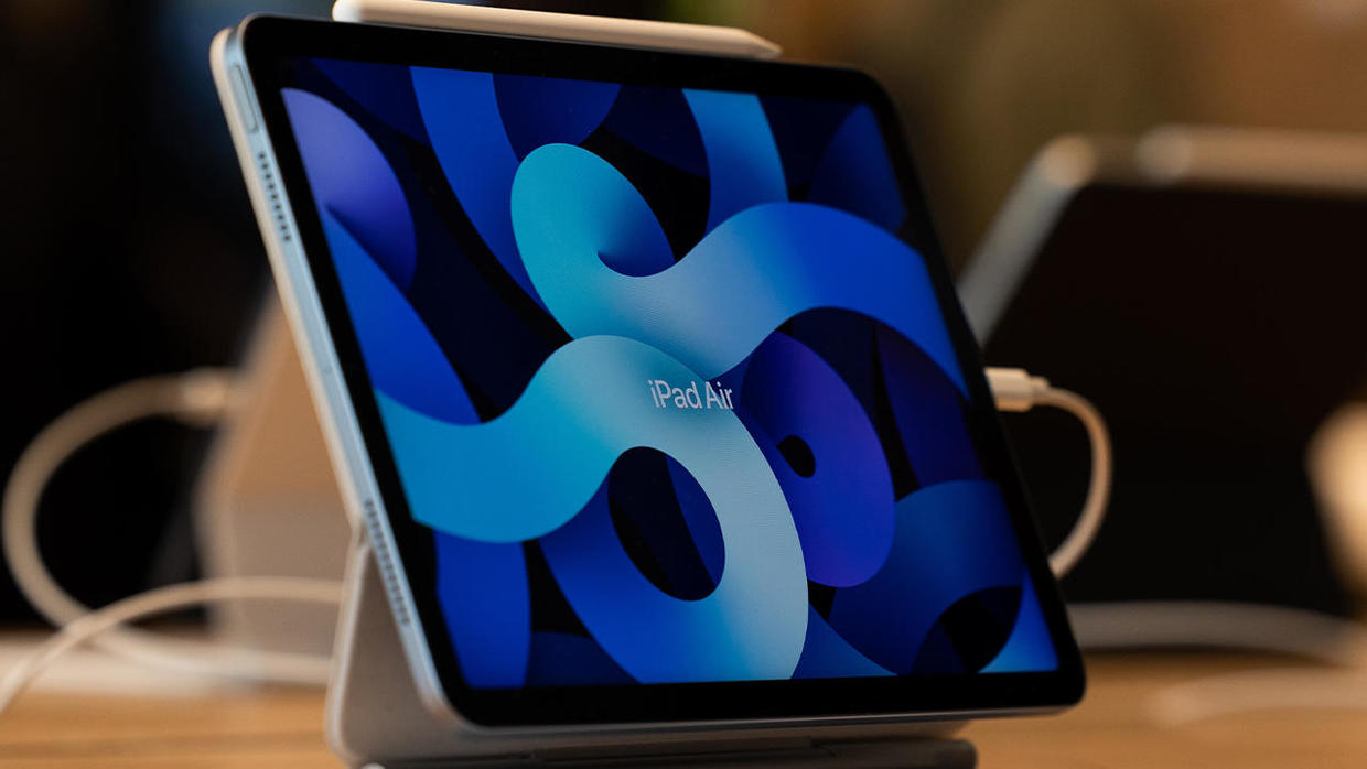 The Apple iPad is on sale for 299 for backtoschool, the lowest price