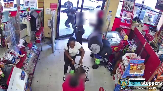 bronx-family-dollar-robbery.jpg 