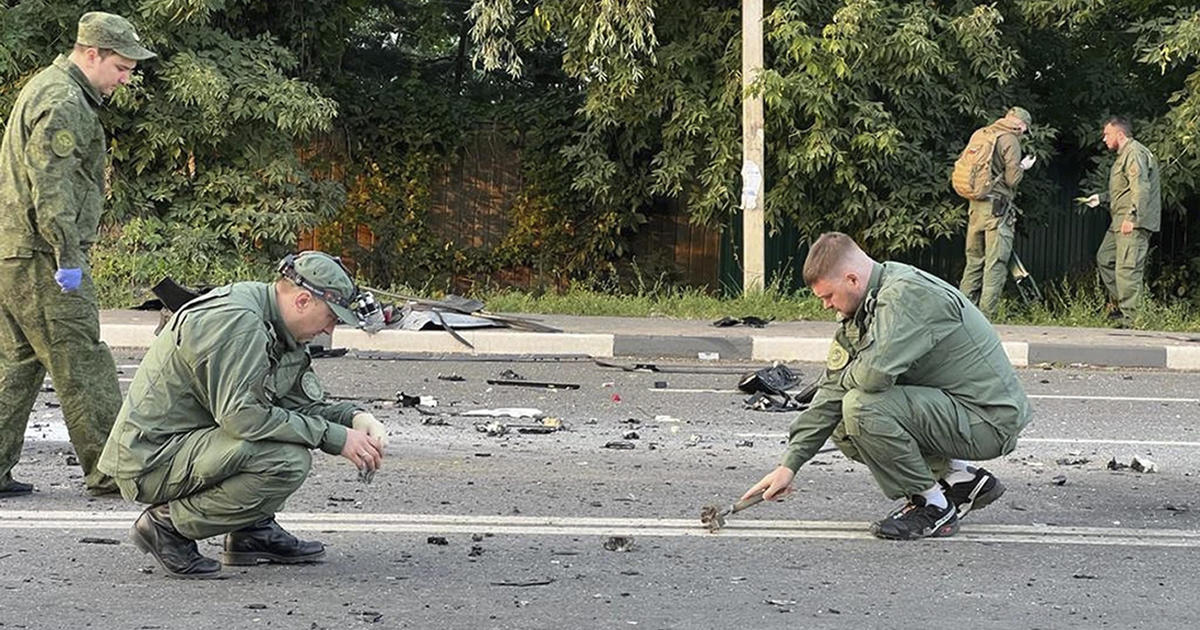 Car explosion kills Daria Dugina daughter of Russian nationalist known as “Putin’s brain” – CBS News