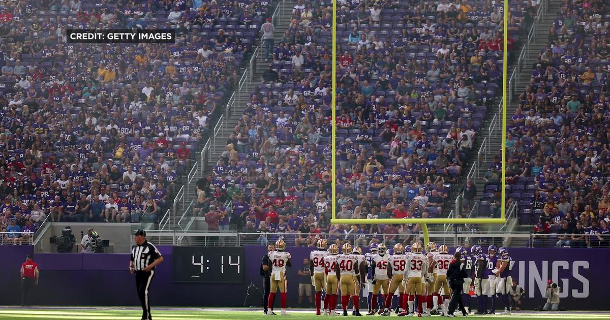 Carlson misses 2 FGs in OT, Vikings and Packers play to 29-29 tie