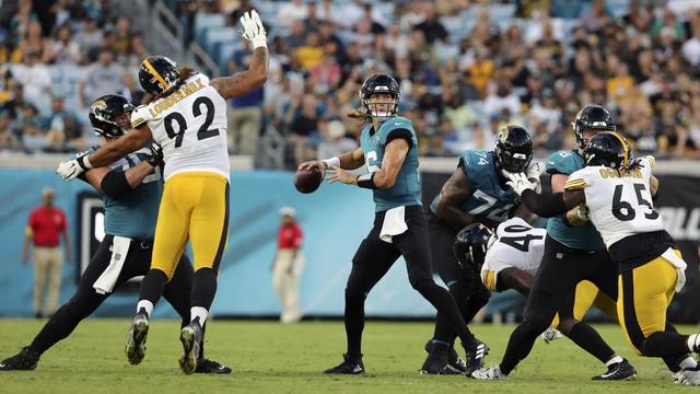 Pickett shines vs starters, Steelers top Jags in preseason