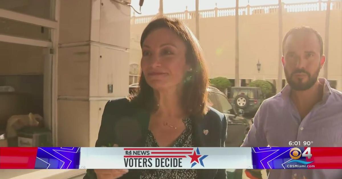 Charlie Crist holding primary rally in St. Pete, while Nikki Fried ...