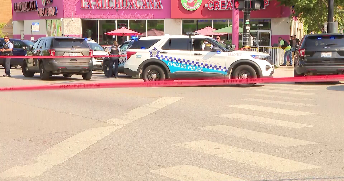 4 wounded in driveby shooting near Chicago high school CBS News