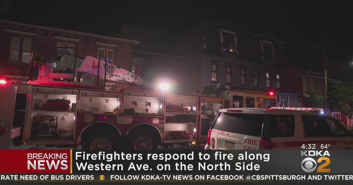 Firefighters respond to fire along Western Ave. on the North Side - CBS ...