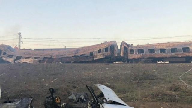 cbsn-fusion-russia-strikes-ukraine-train-station-killing-at-least-22-thumbnail-1228074-640x360.jpg 