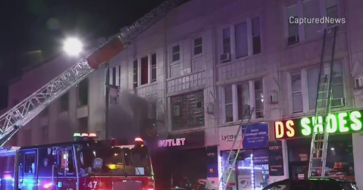 Fire breaks out in basement of business in West Rogers Park building ...
