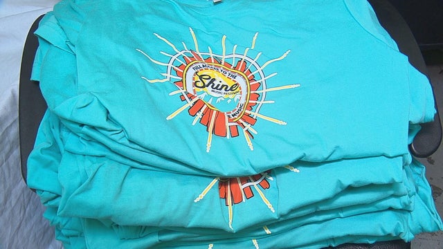 shine-shirts.jpg 
