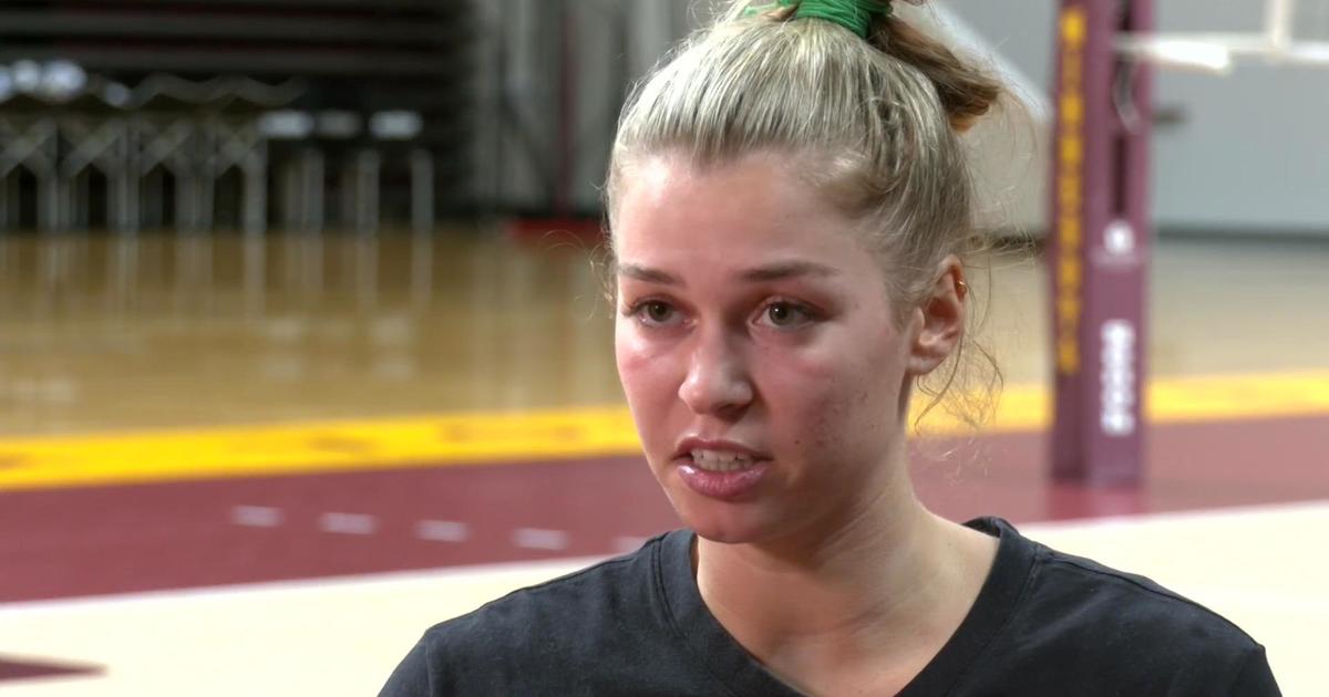 Jenna Wenass leads Gophers into a new era - CBS Minnesota