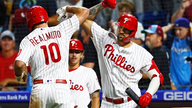 Cincinnati Reds v Philadelphia Phillies 