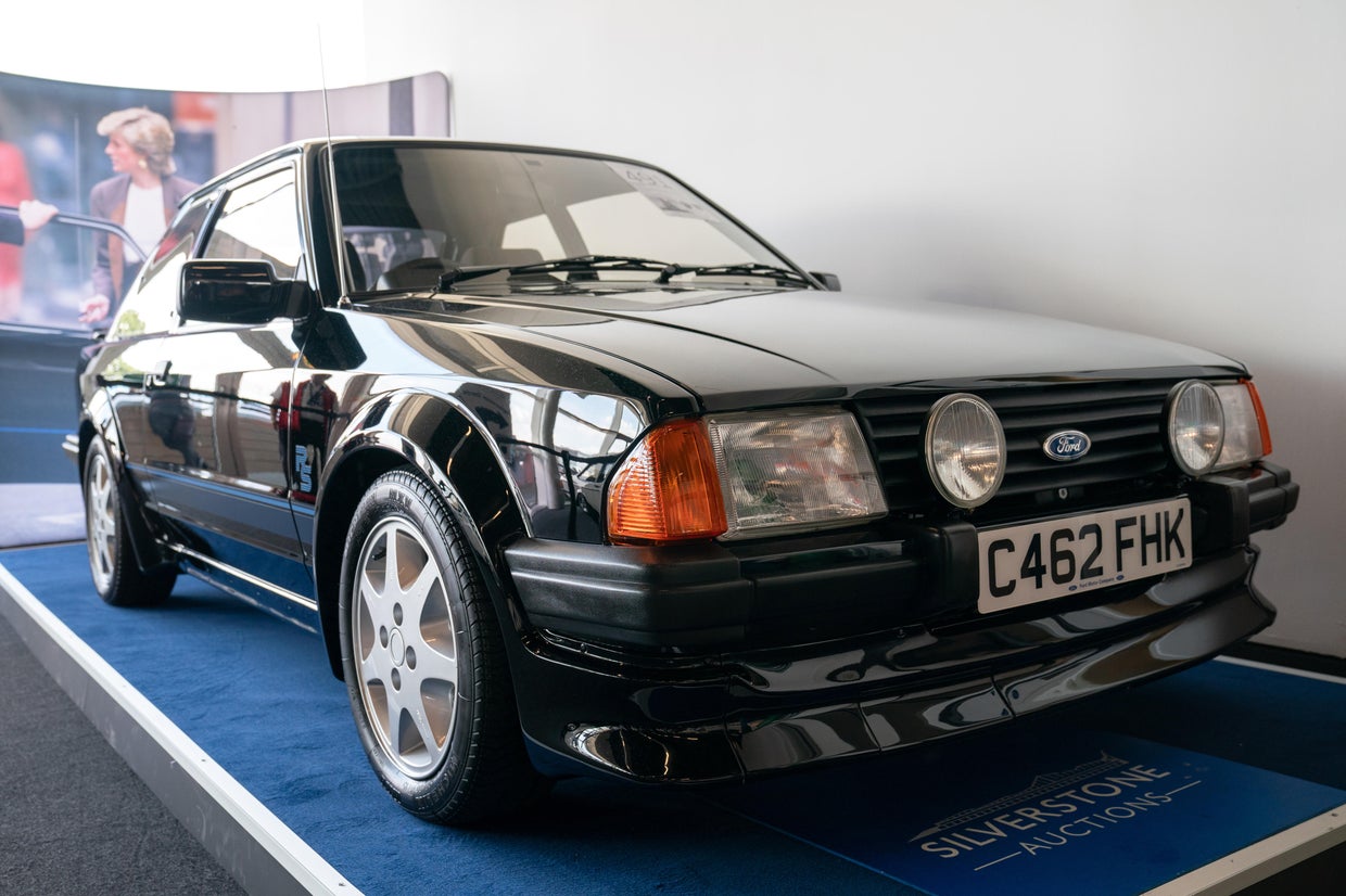 Princess Diana's Ford Escort sells for more than $760,000 at auction ...