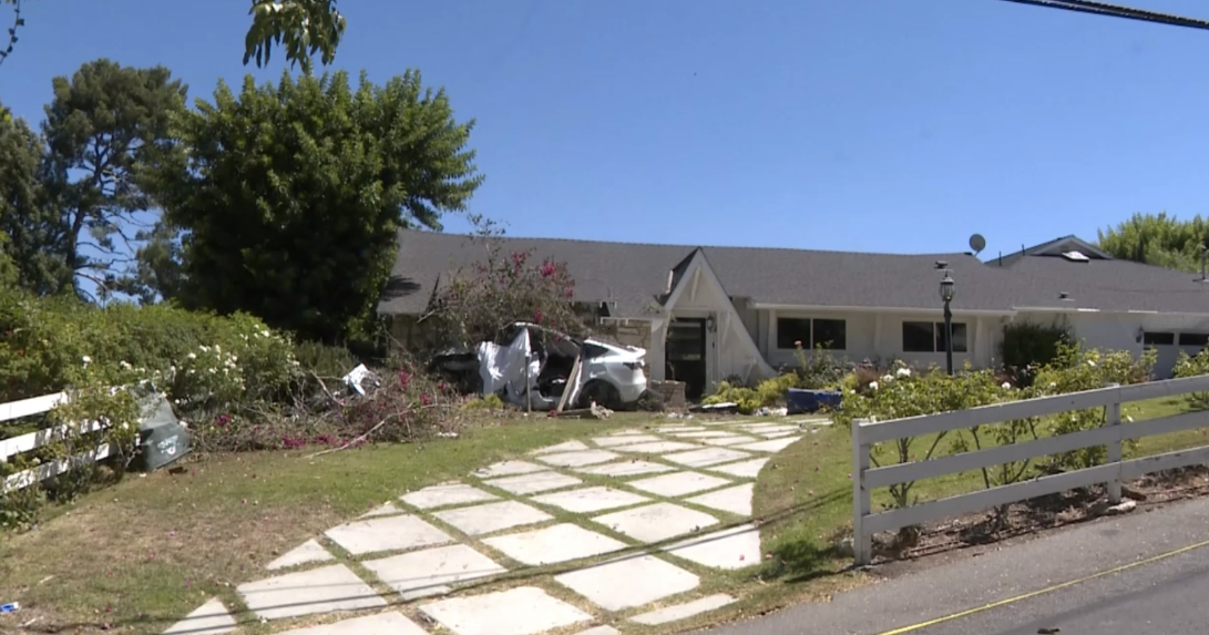 70yearold woman killed in Tesla crash near Rancho Palos Verdes