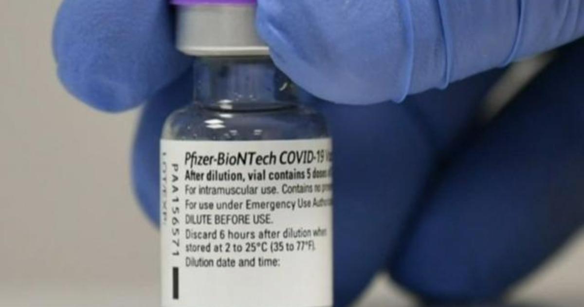 FDA Authorizes Updated COVID Booster Shots To Target Omicron - CBS News