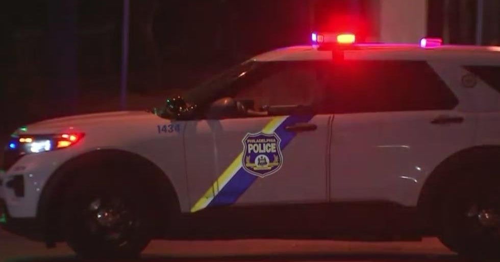 Man shot twice, killed in Kensington, Philadelphia police say - CBS ...