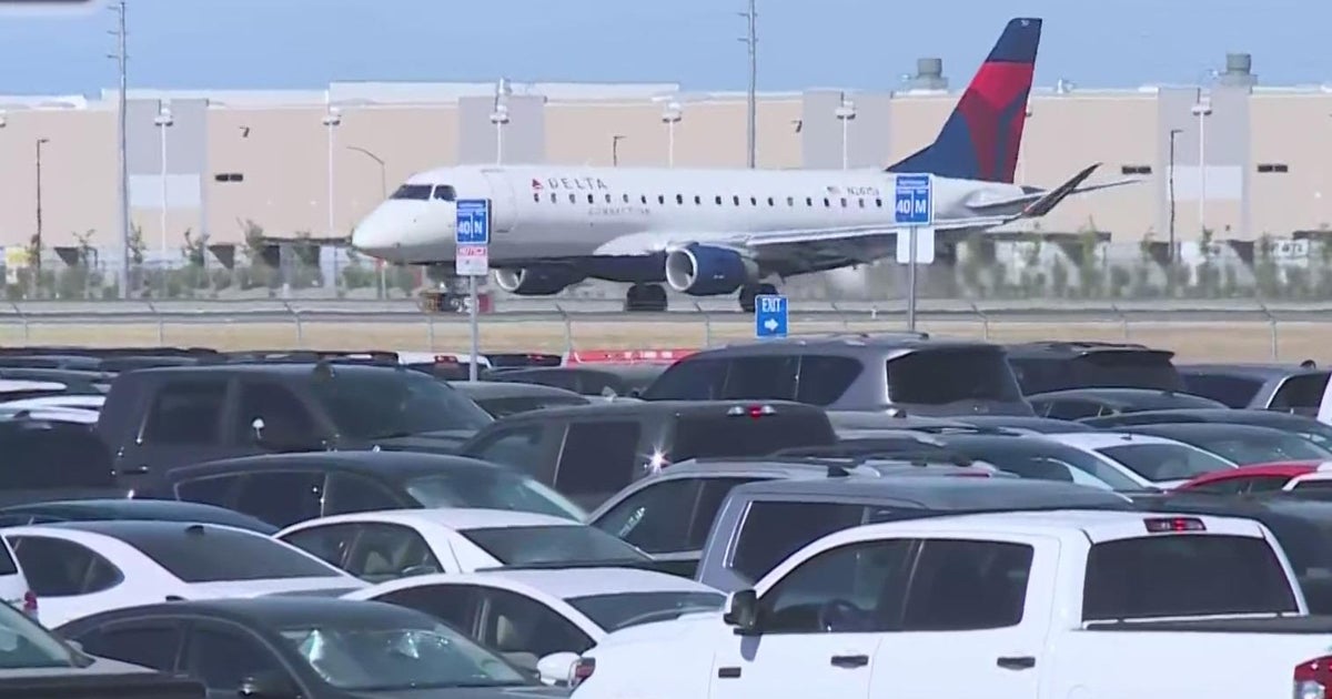 Labor Day Weekend: Travelers arriving in Sacramento shocked at heat