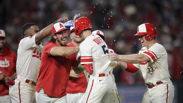 Ohtani reaches 400 MLB strikeouts, Angels beat Astros in 12